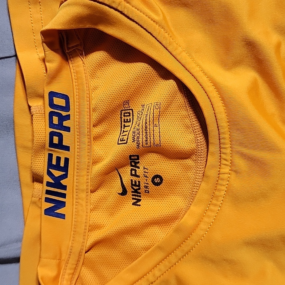 Nike workout bundle - Picture 7 of 16